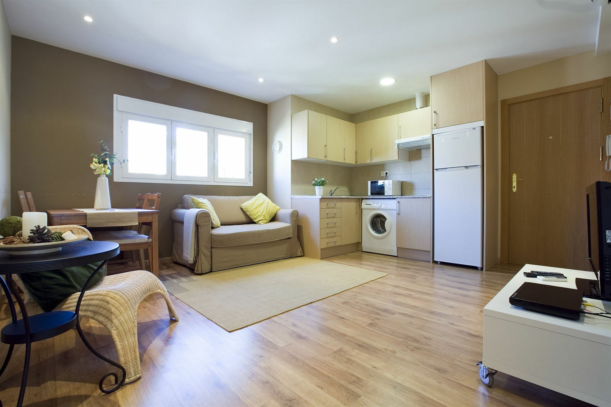 Apartamentos Apr Numancia مدريد المظهر الخارجي الصورة