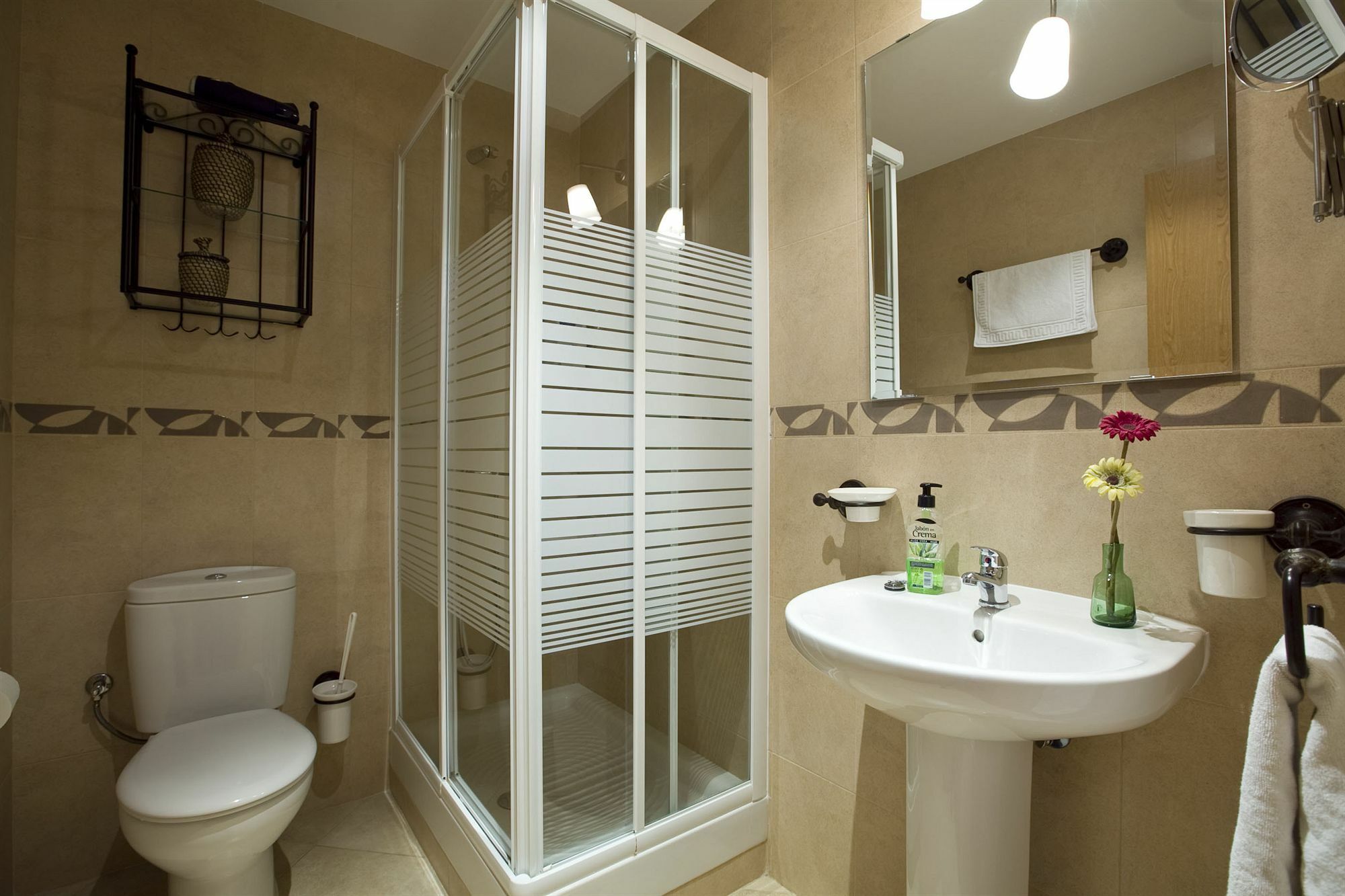 Apartamentos Apr Numancia مدريد المظهر الخارجي الصورة