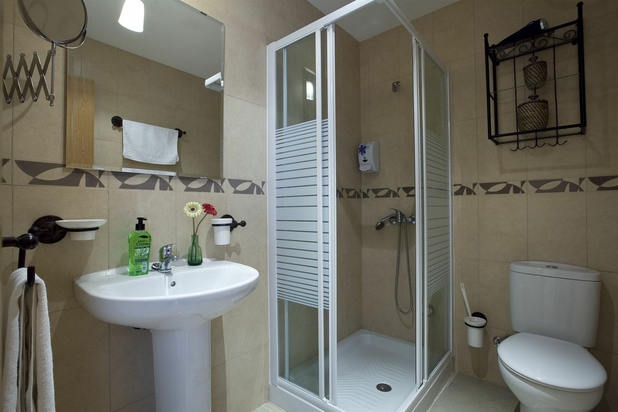 Apartamentos Apr Numancia مدريد المظهر الخارجي الصورة